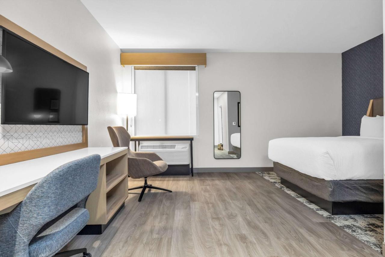 La Quinta Inn & Suites By Wyndham San Jose Airport-Downtown 외부 사진
