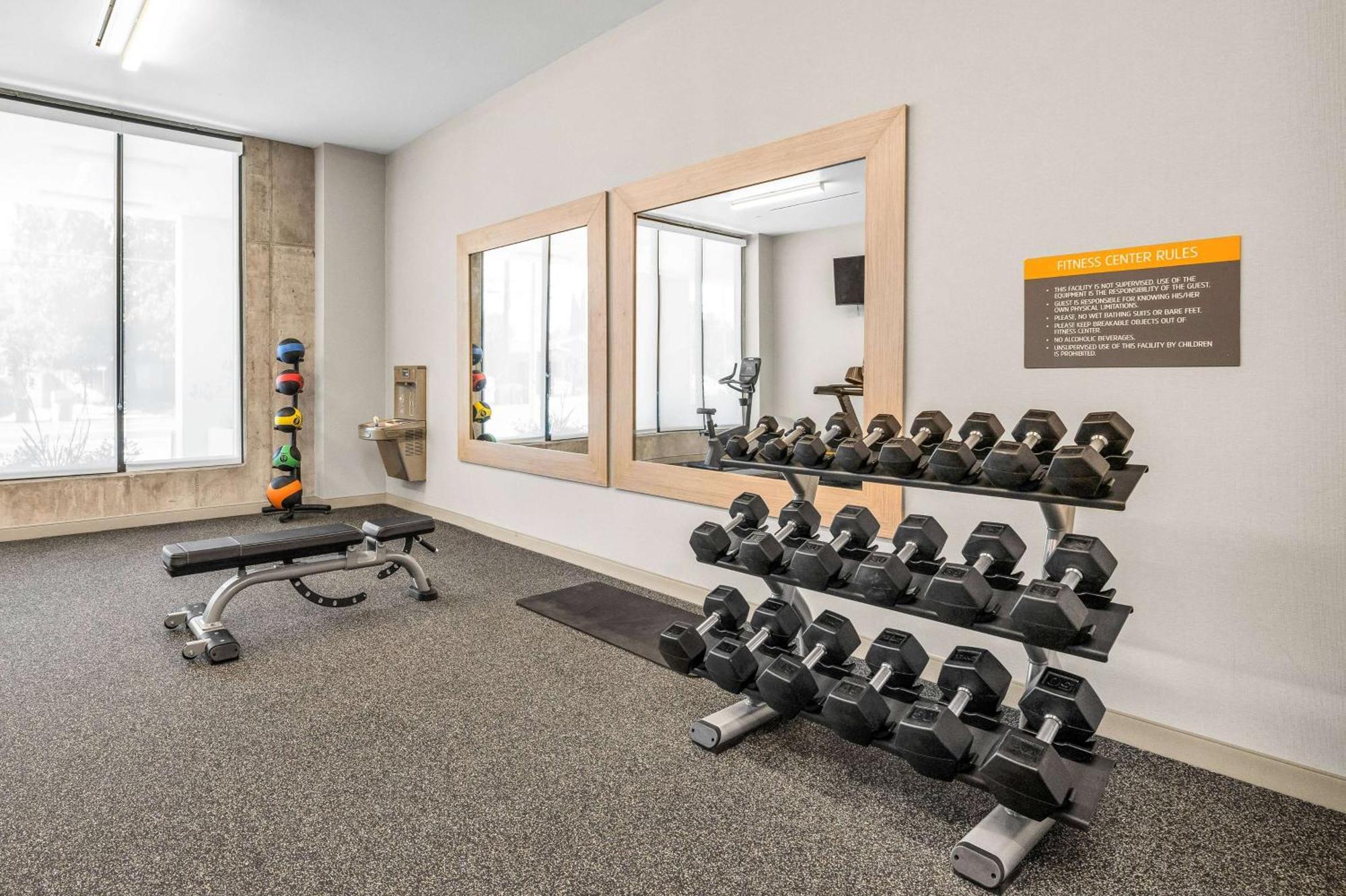 La Quinta Inn & Suites By Wyndham San Jose Airport-Downtown 외부 사진