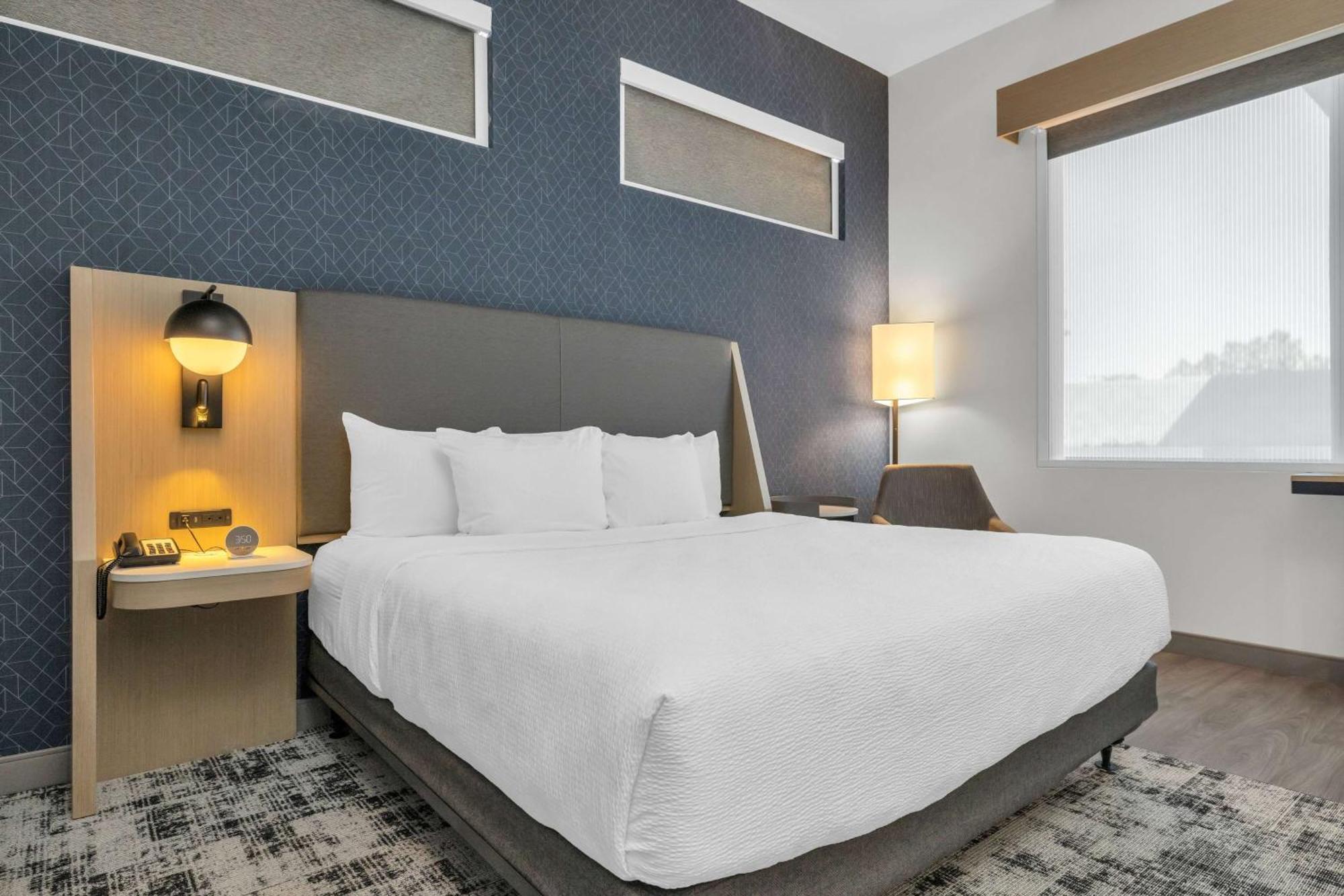 La Quinta Inn & Suites By Wyndham San Jose Airport-Downtown 외부 사진