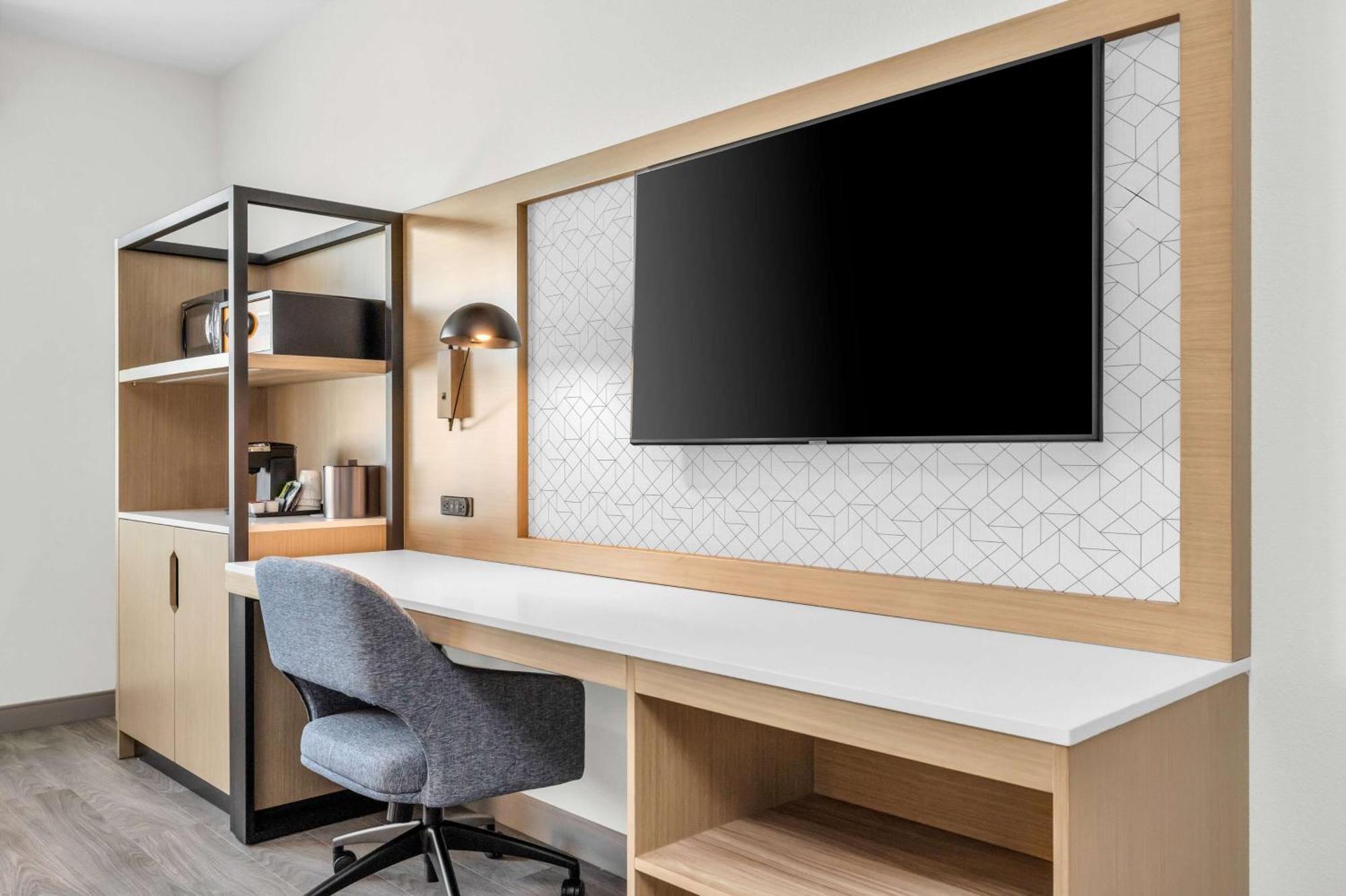 La Quinta Inn & Suites By Wyndham San Jose Airport-Downtown 외부 사진