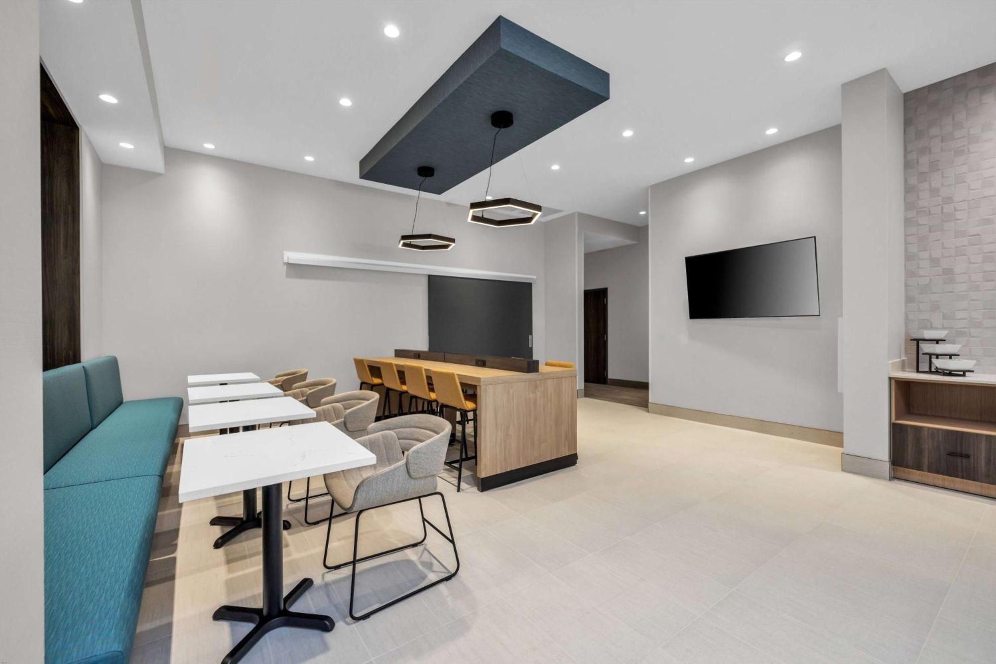 La Quinta Inn & Suites By Wyndham San Jose Airport-Downtown 외부 사진