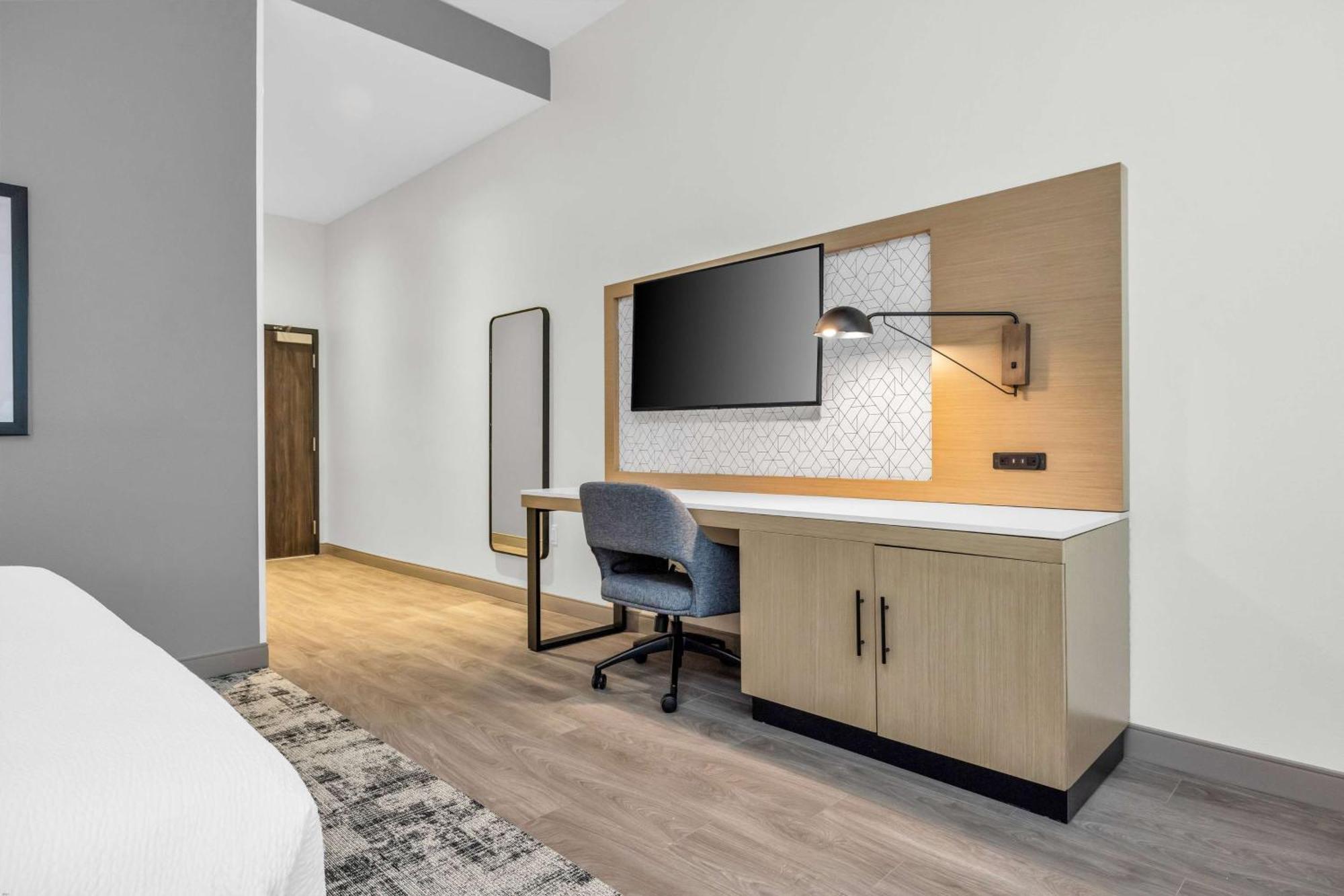 La Quinta Inn & Suites By Wyndham San Jose Airport-Downtown 외부 사진