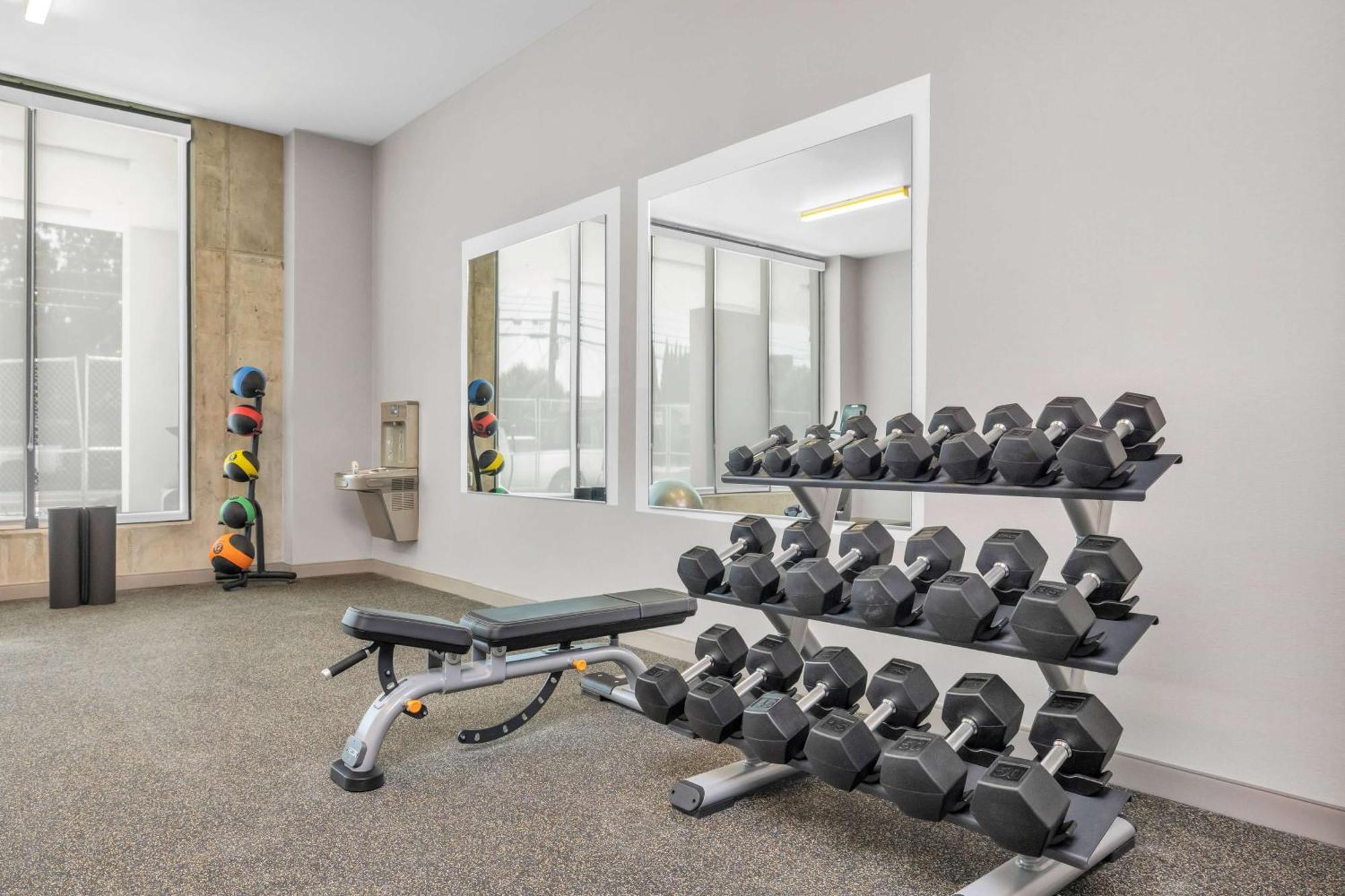 La Quinta Inn & Suites By Wyndham San Jose Airport-Downtown 외부 사진